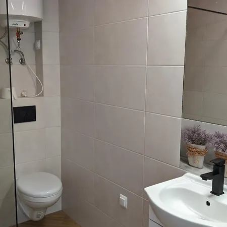 アパート Lavanda